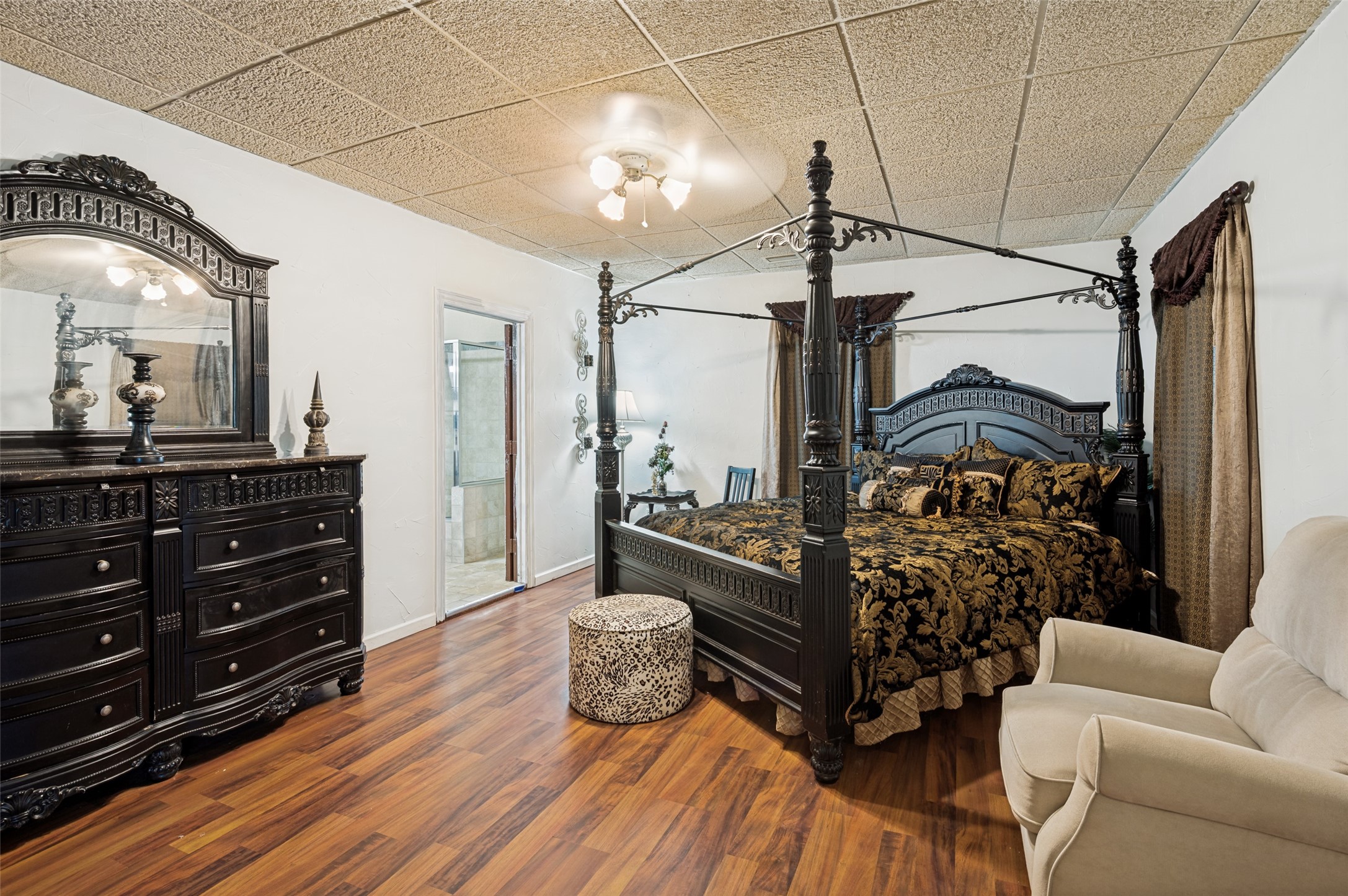 237 Southwood Drive Lancaster TX 75146
