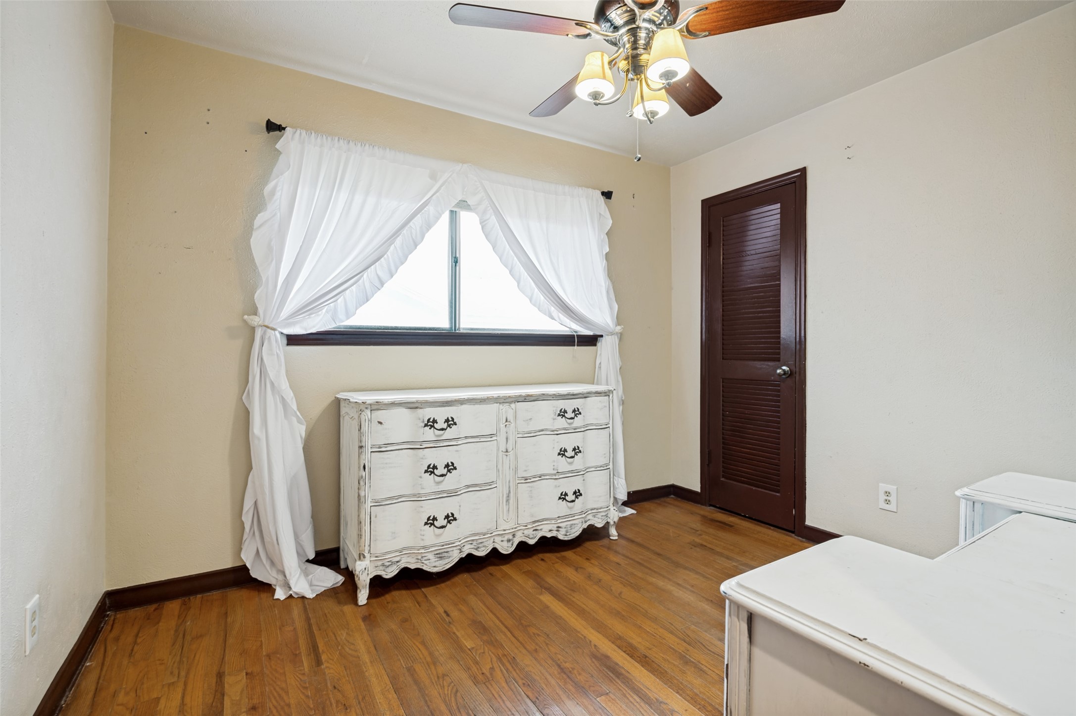 237 Southwood Drive Lancaster TX 75146
