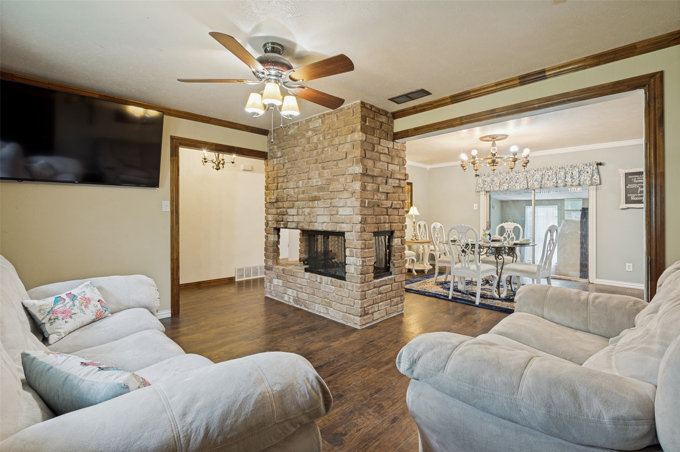 237 Southwood Drive Lancaster TX 75146
