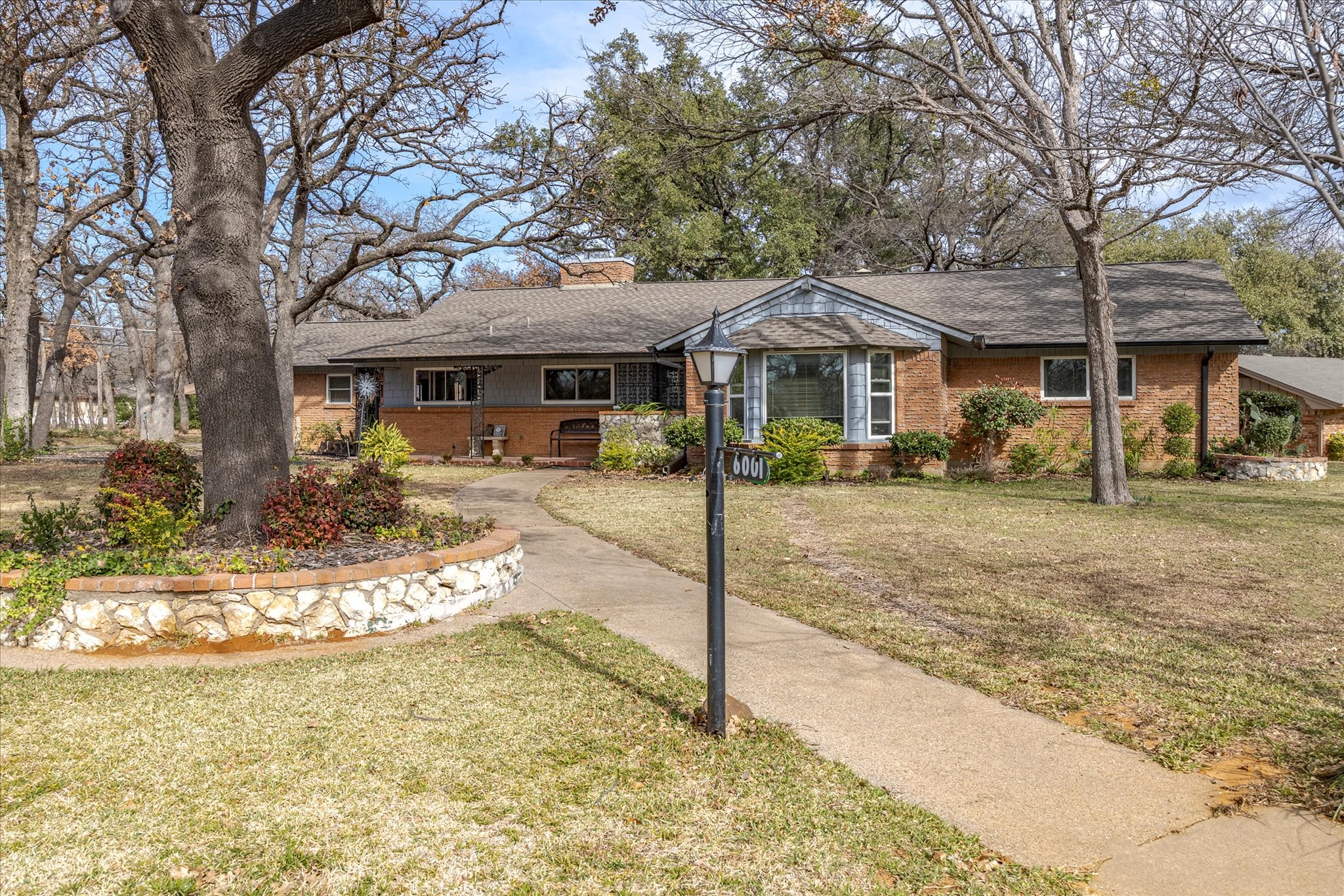 6001 Jacqueline Road Fort Worth TX 76112