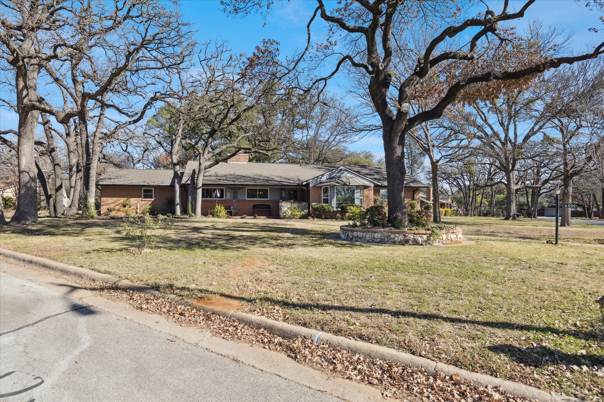 6001 Jacqueline Road Fort Worth TX 76112