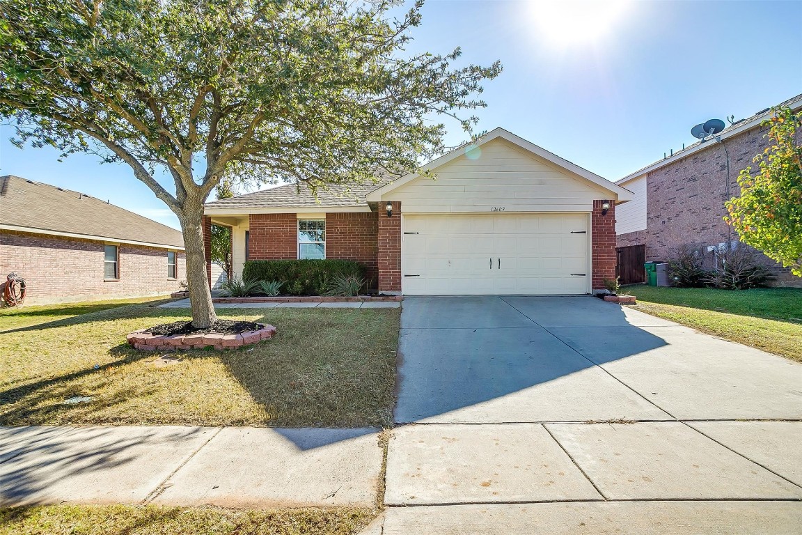 12609 Azure Heights Place Rhome TX 76078