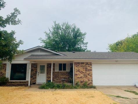 1109 S Valentine Drive Sherman TX 75090
