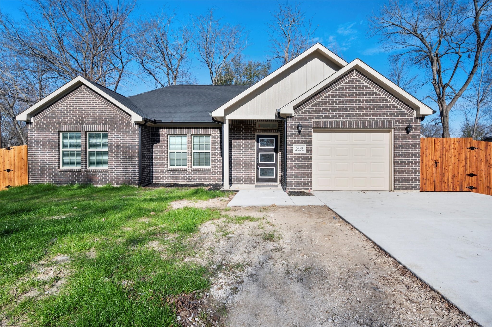 508 NW 4th Street Kerens TX 75144