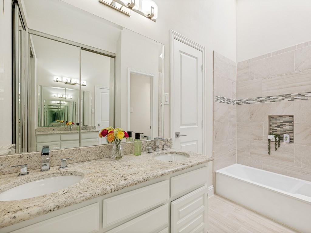 4010 Rive Lane Addison TX 75001