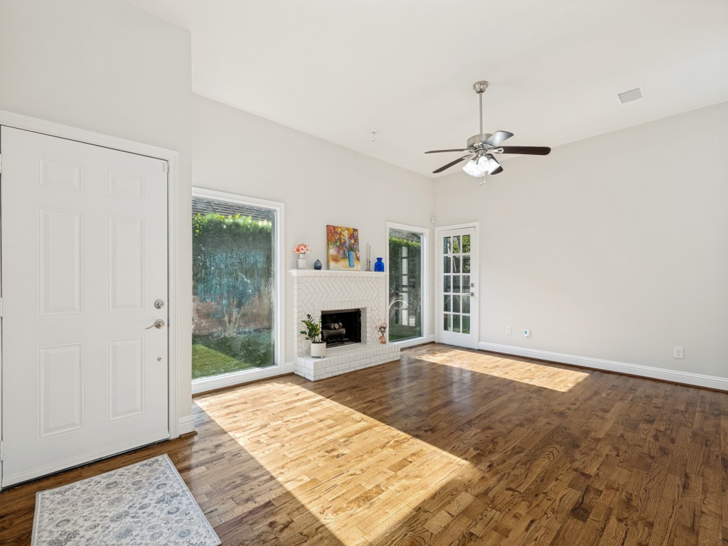 4010 Rive Lane Addison TX 75001