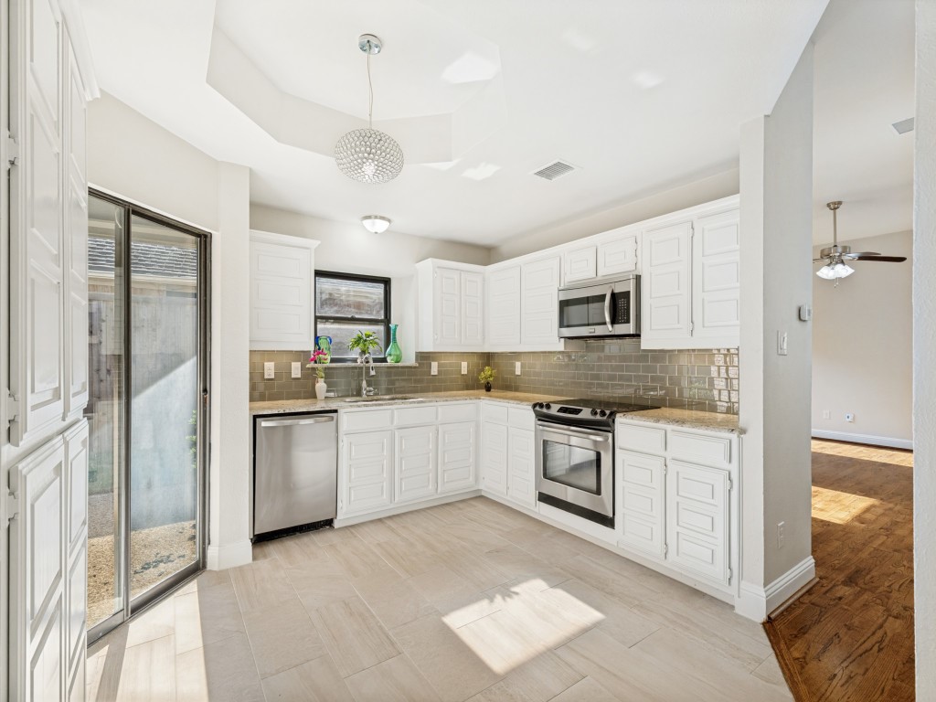 4010 Rive Lane Addison TX 75001