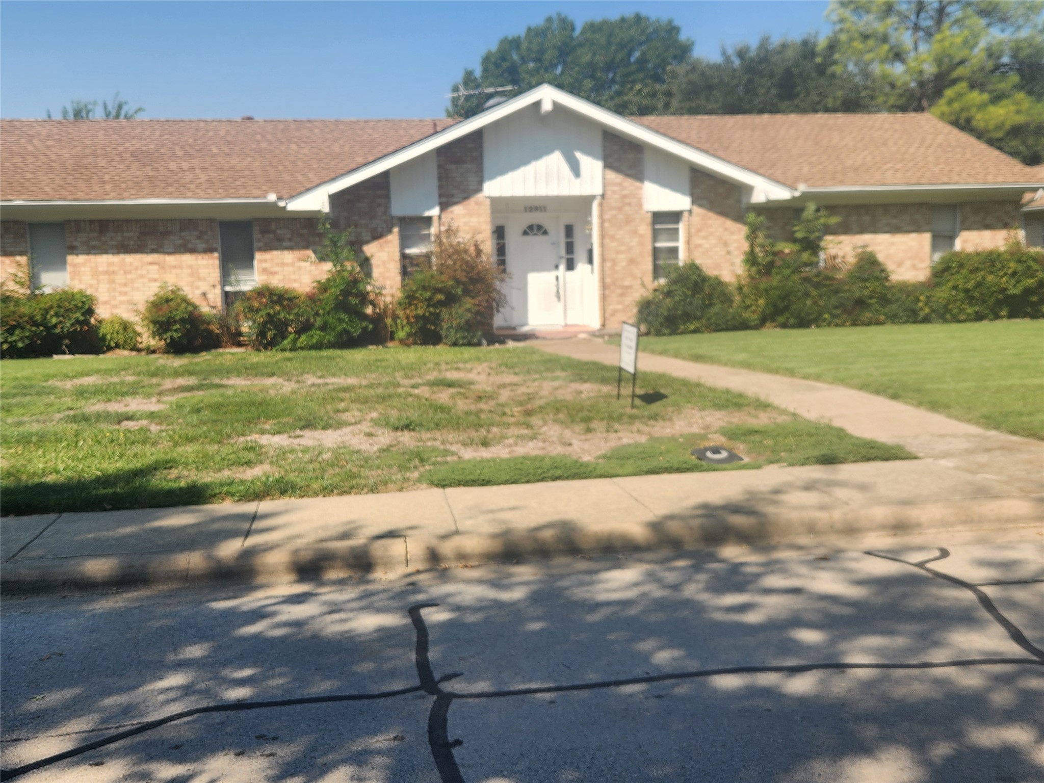 Farmers Branch TX, 12911 Mitchwin Road