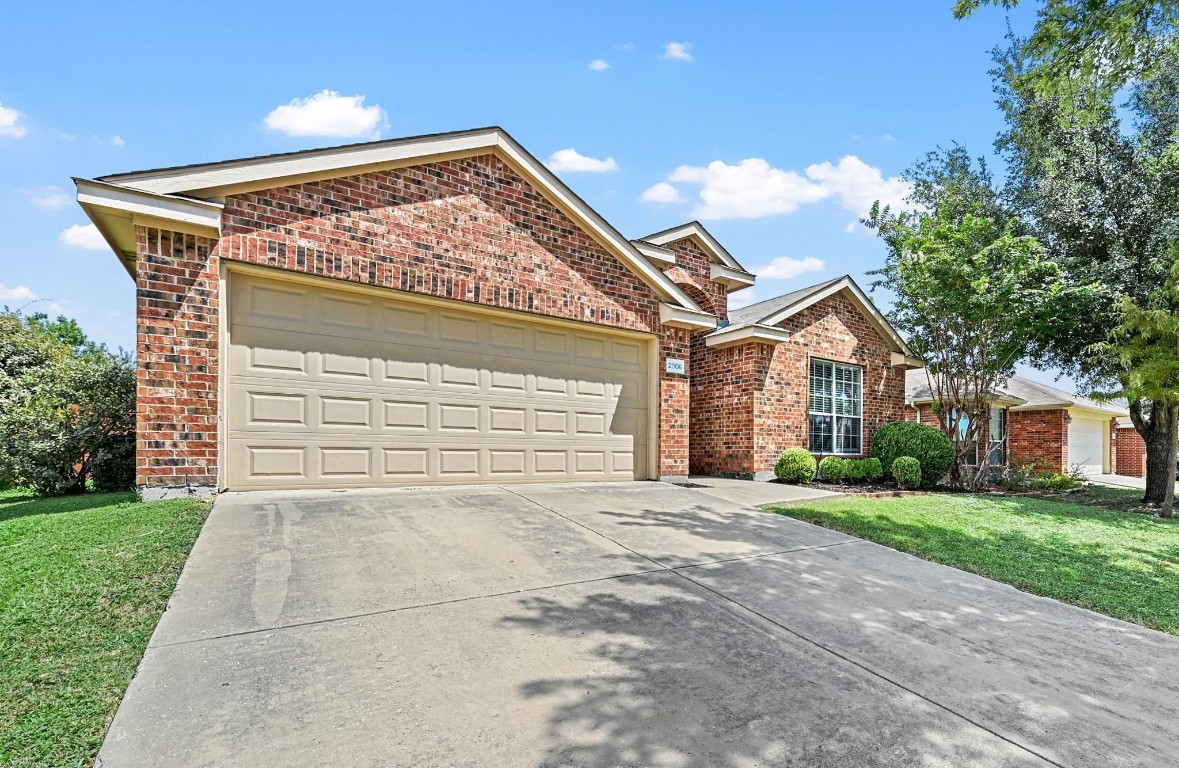 2006 Rushing Creek Drive Heartland TX 75126