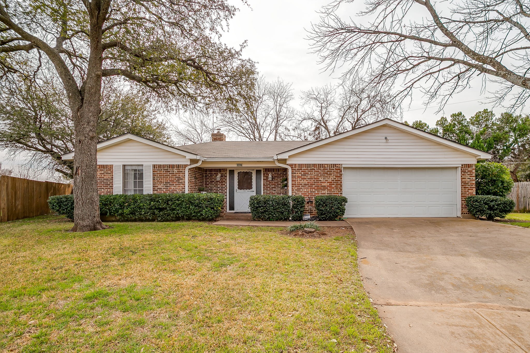 1116 Heather Court Benbrook TX 76126