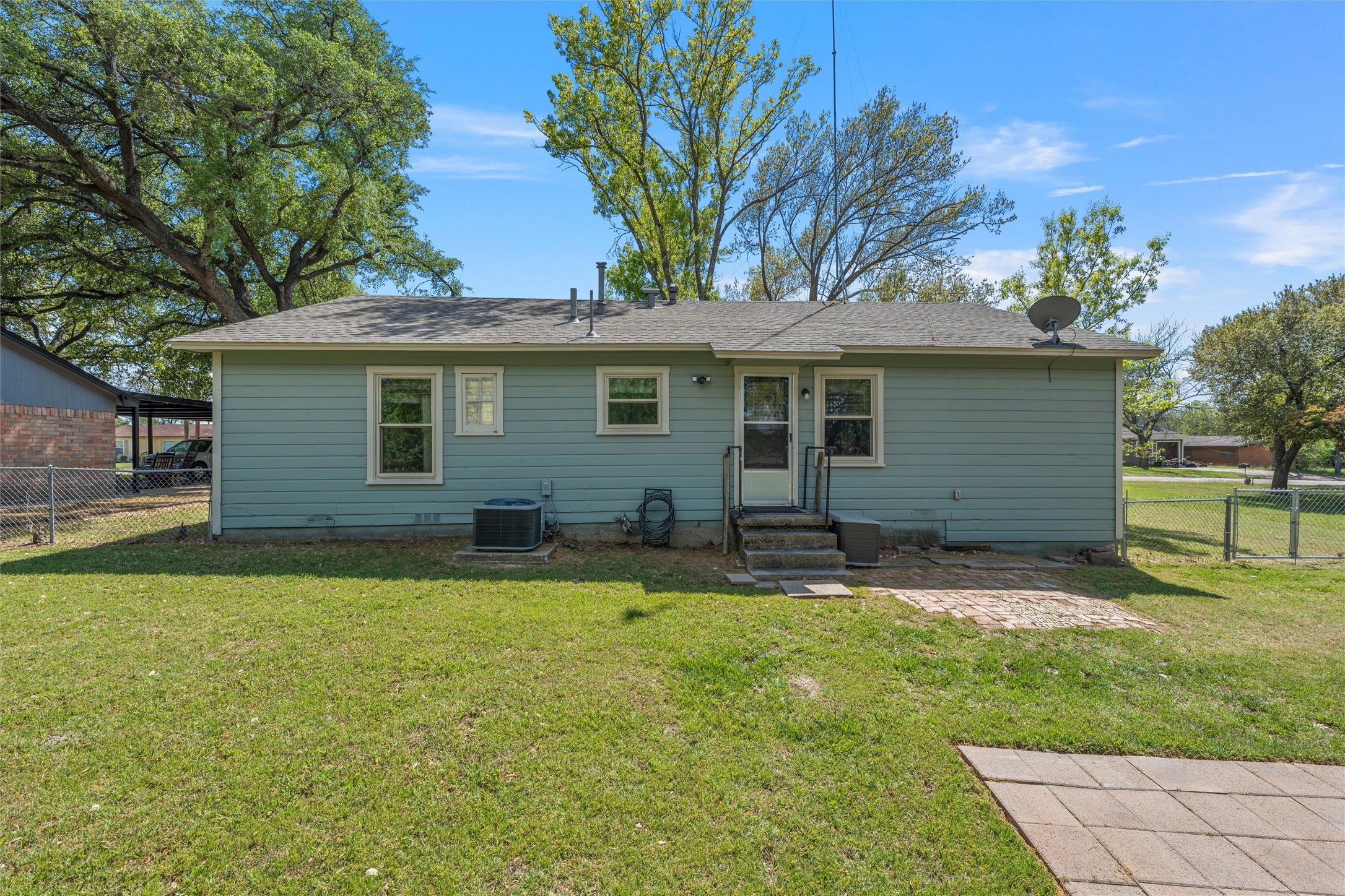 435 Maryland Marlin TX 76661