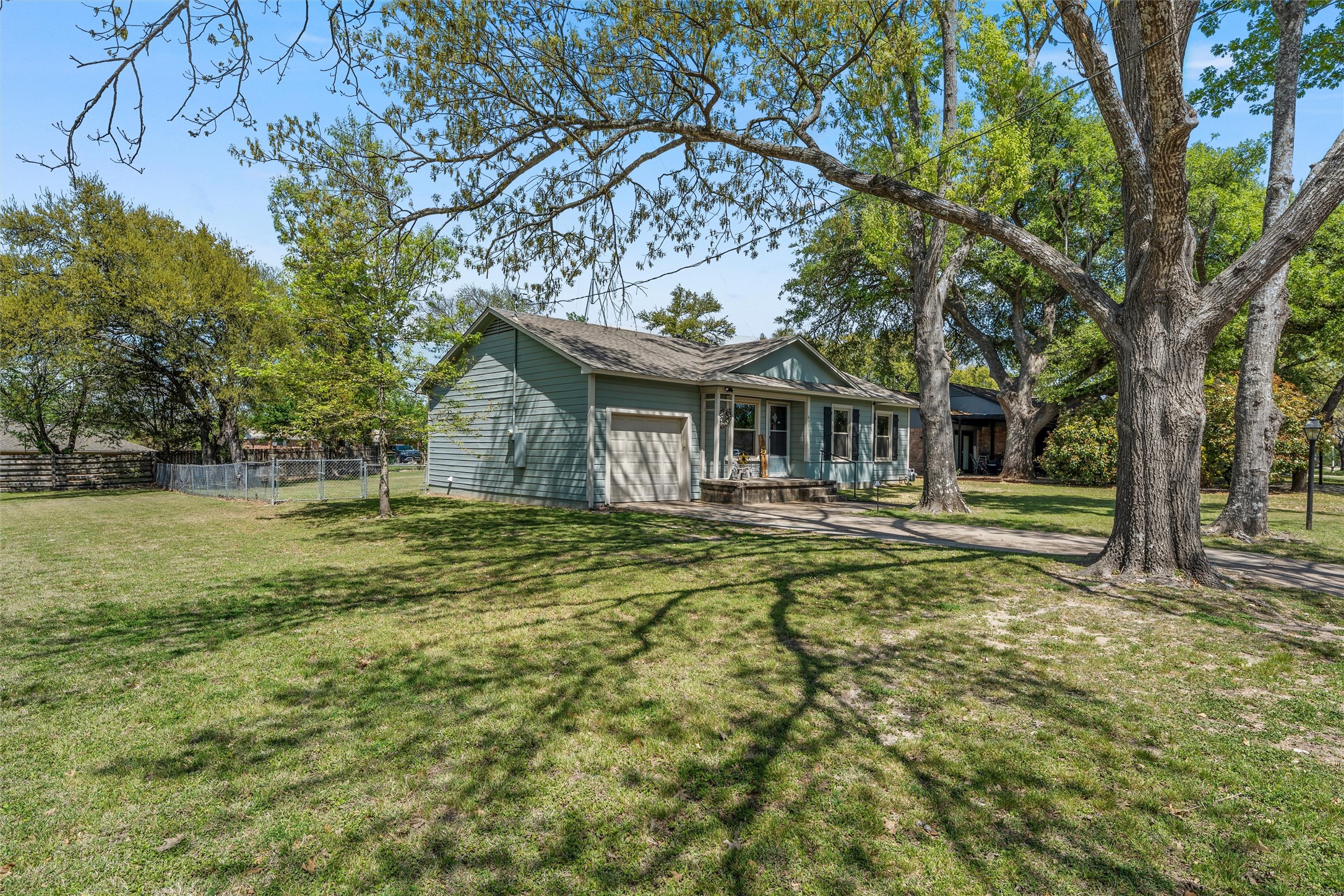 435 Maryland Marlin TX 76661