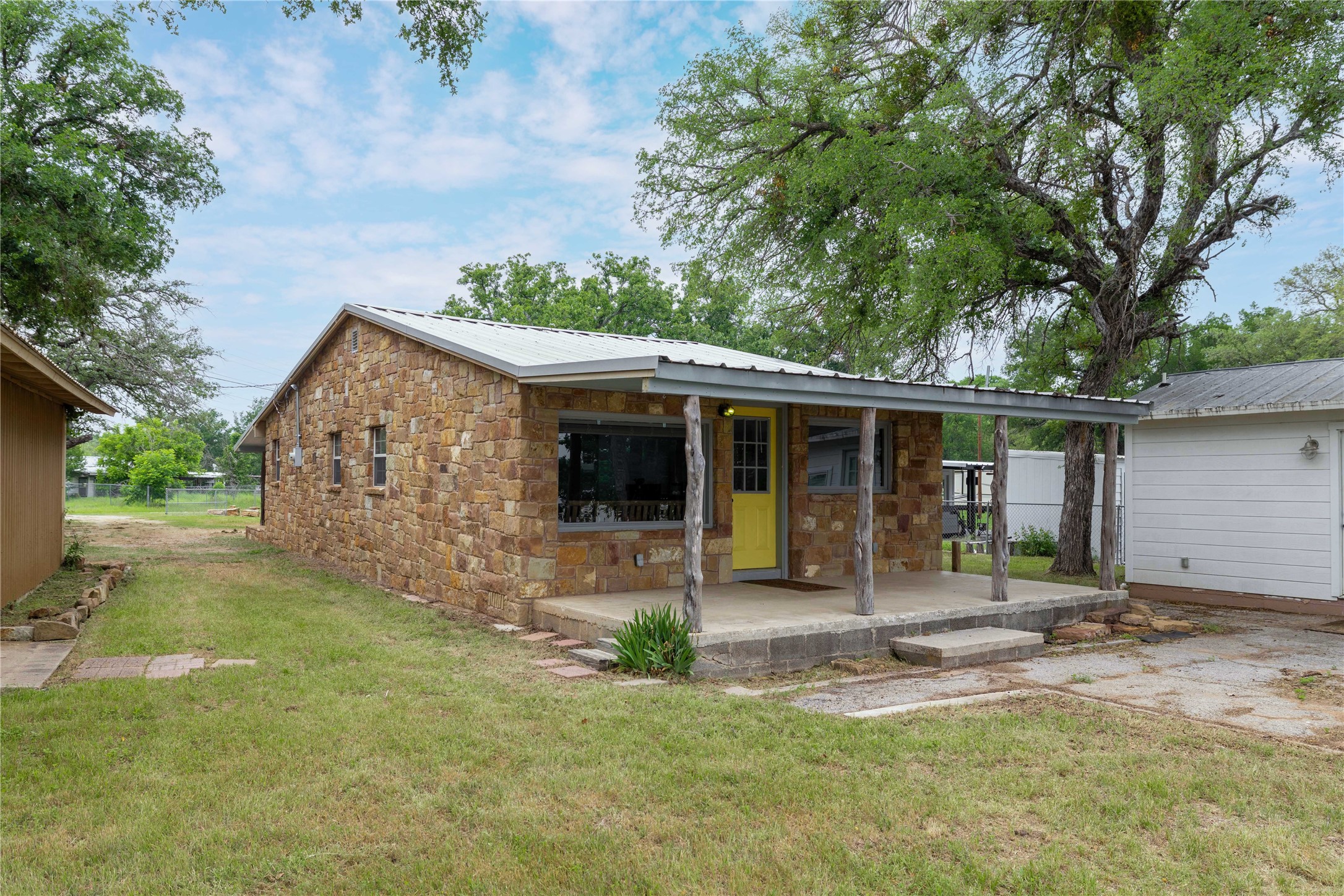 7870 & 7851 County Road 551 Brownwood TX 76801
