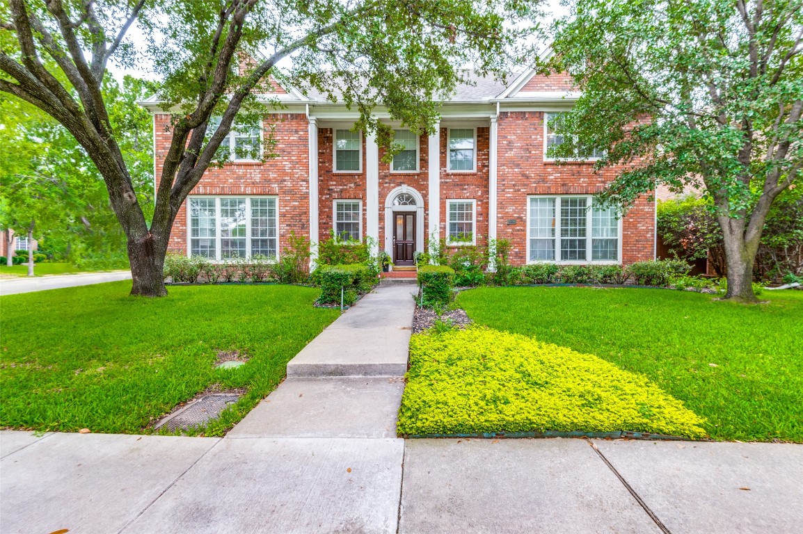 2204 Yaupon Drive Irving TX 75063