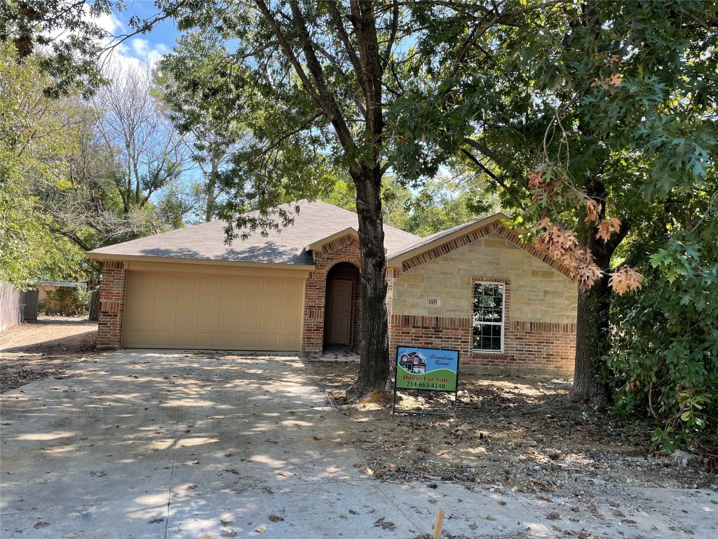 1605 Carrington Street Mckinney TX 75069