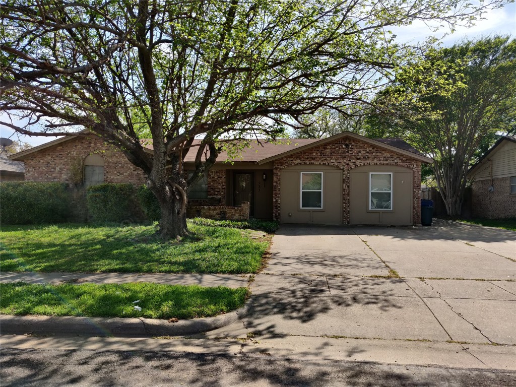 533 NW Sandra Lane Burleson TX 76028