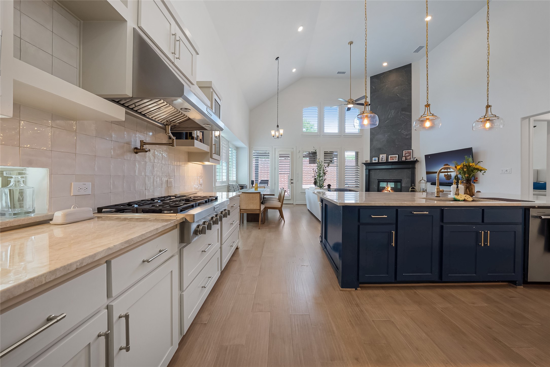 2411 Bussey Drive Irving TX 75062