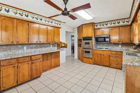 1612 Vz County Road 2801 Mabank TX 75147