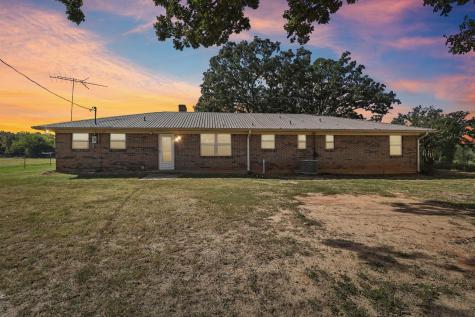 1612 Vz County Road 2801 Mabank TX 75147