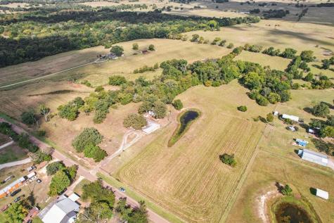 1612 Vz County Road 2801 Mabank TX 75147