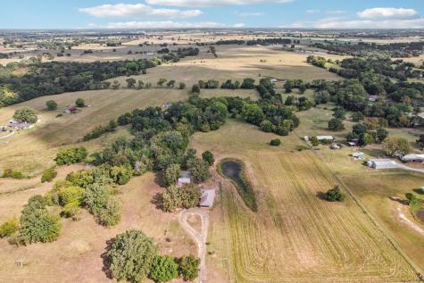 1612 Vz County Road 2801 Mabank TX 75147