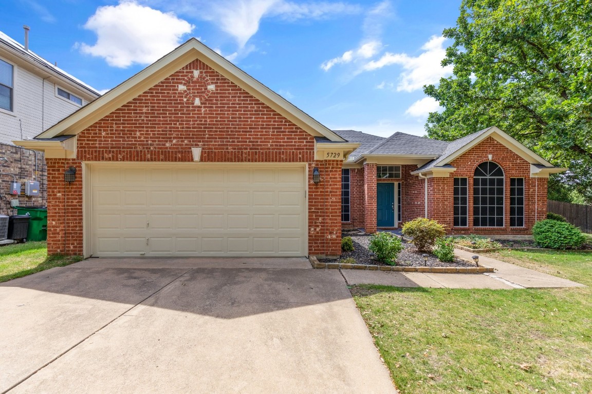 5729 Rockport Lane Haltom City TX 76137