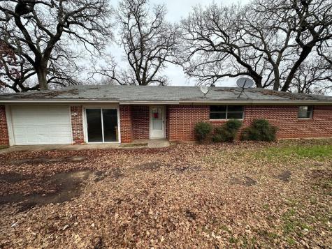 620 N Cedar Street Springtown TX 76082