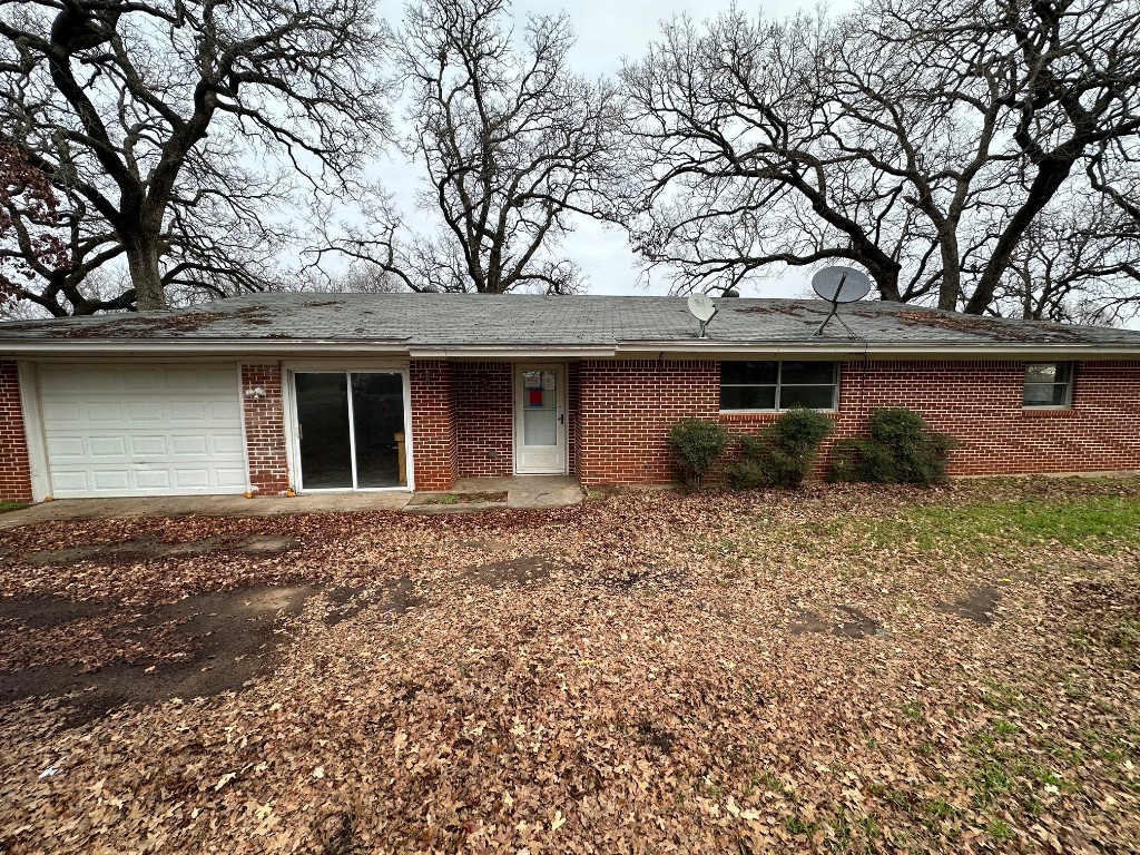 620 N Cedar Street Springtown TX 76082