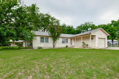 5021 Monna Court Haltom City TX 76117