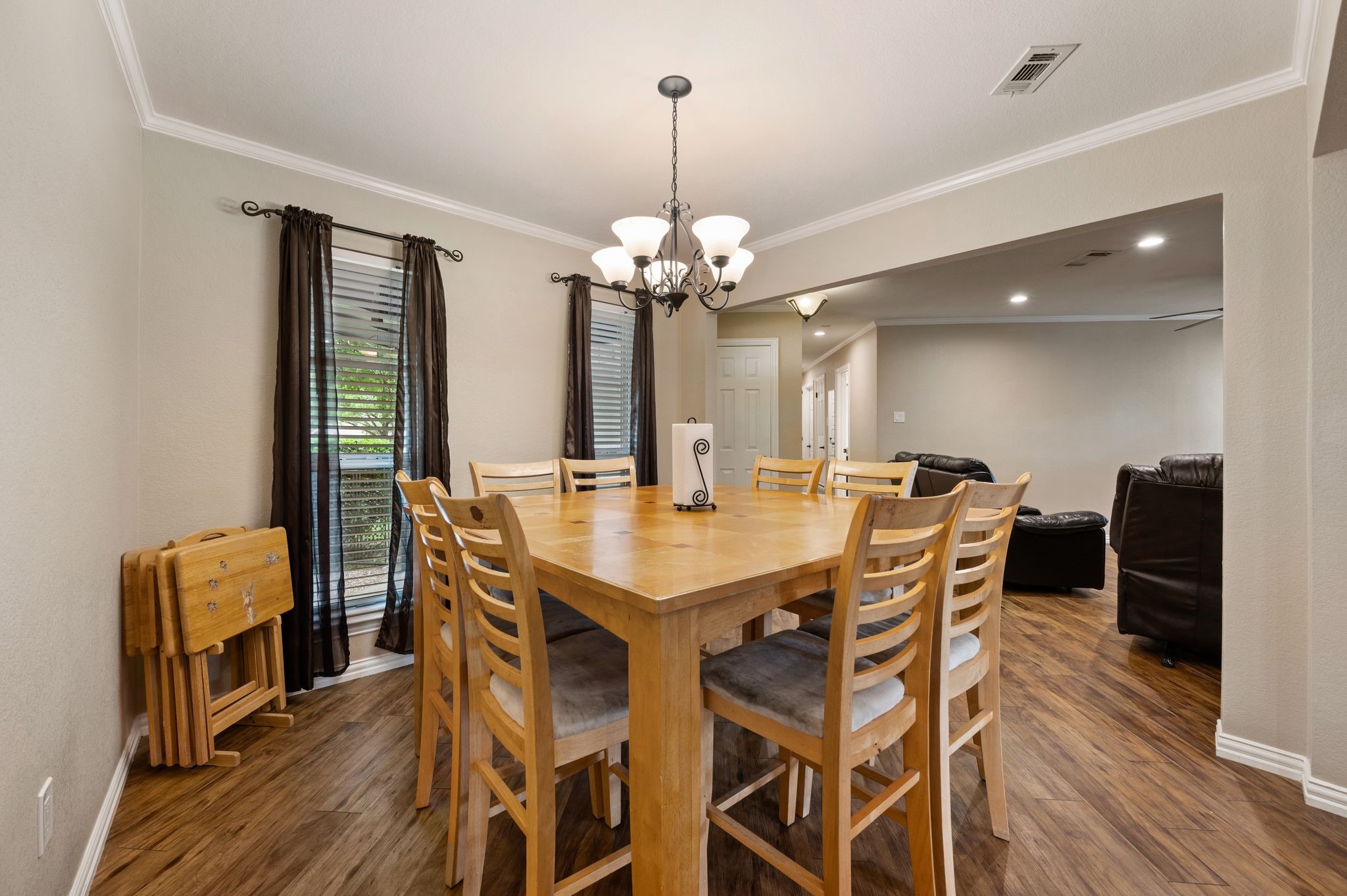 1823 E Cedar Elm Drive Arlington TX 76012