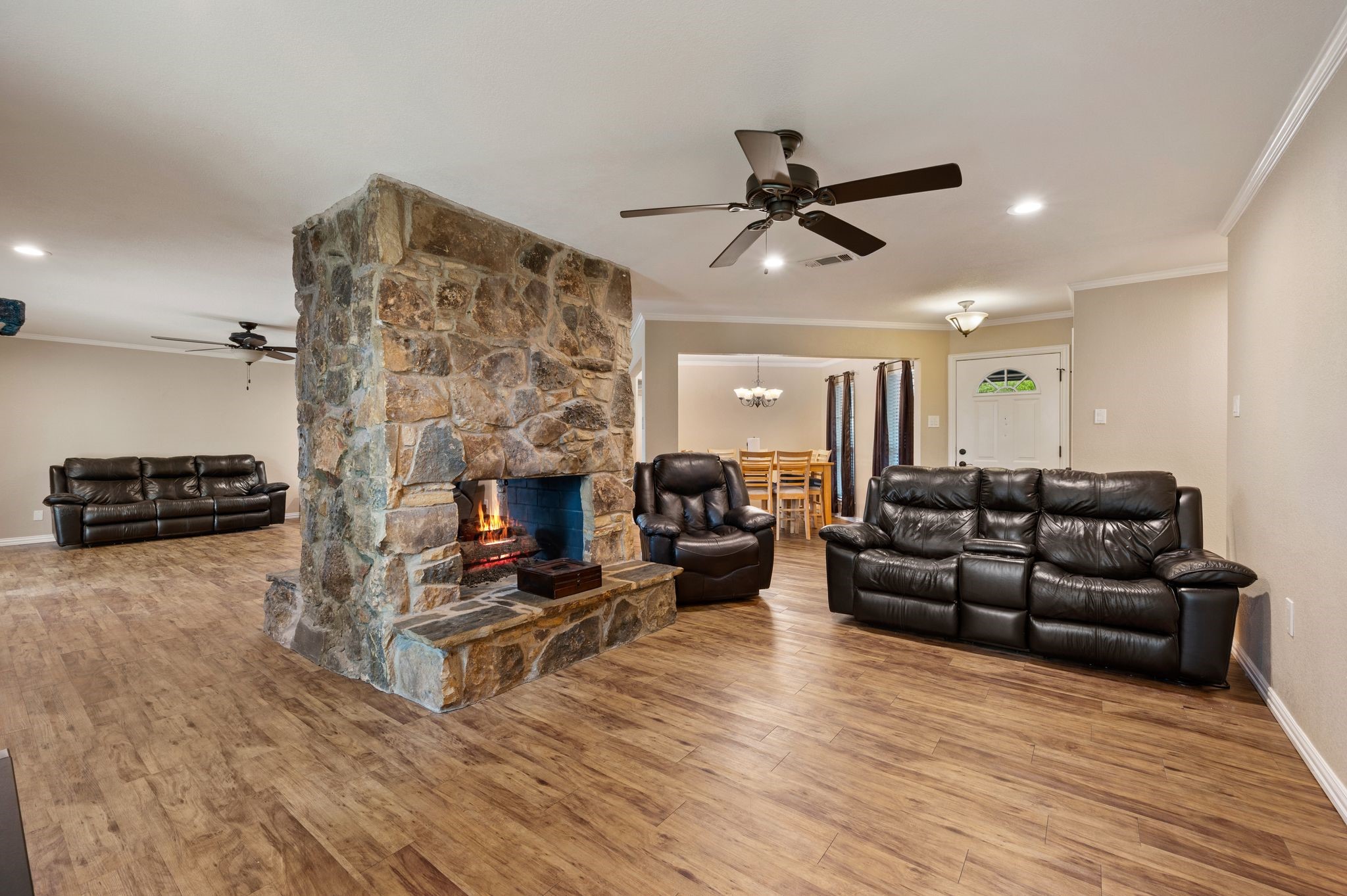 1823 E Cedar Elm Drive Arlington TX 76012