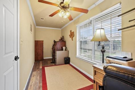 1217 County Road 4705 Leonard TX 75452