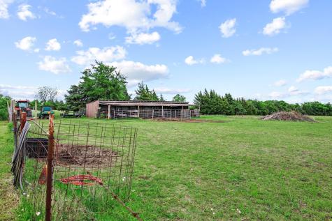 1217 County Road 4705 Leonard TX 75452