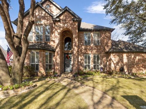 2860 Oakbriar Trail Fort Worth TX 76109