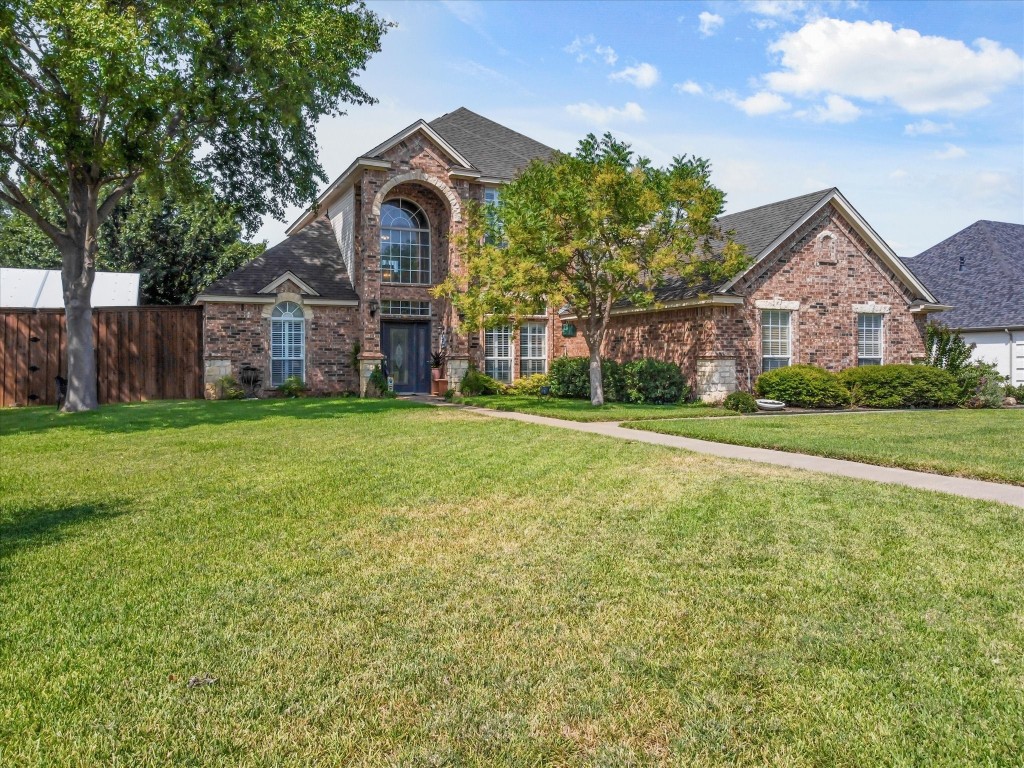 917 Shady Creek Drive Kennedale TX 76060