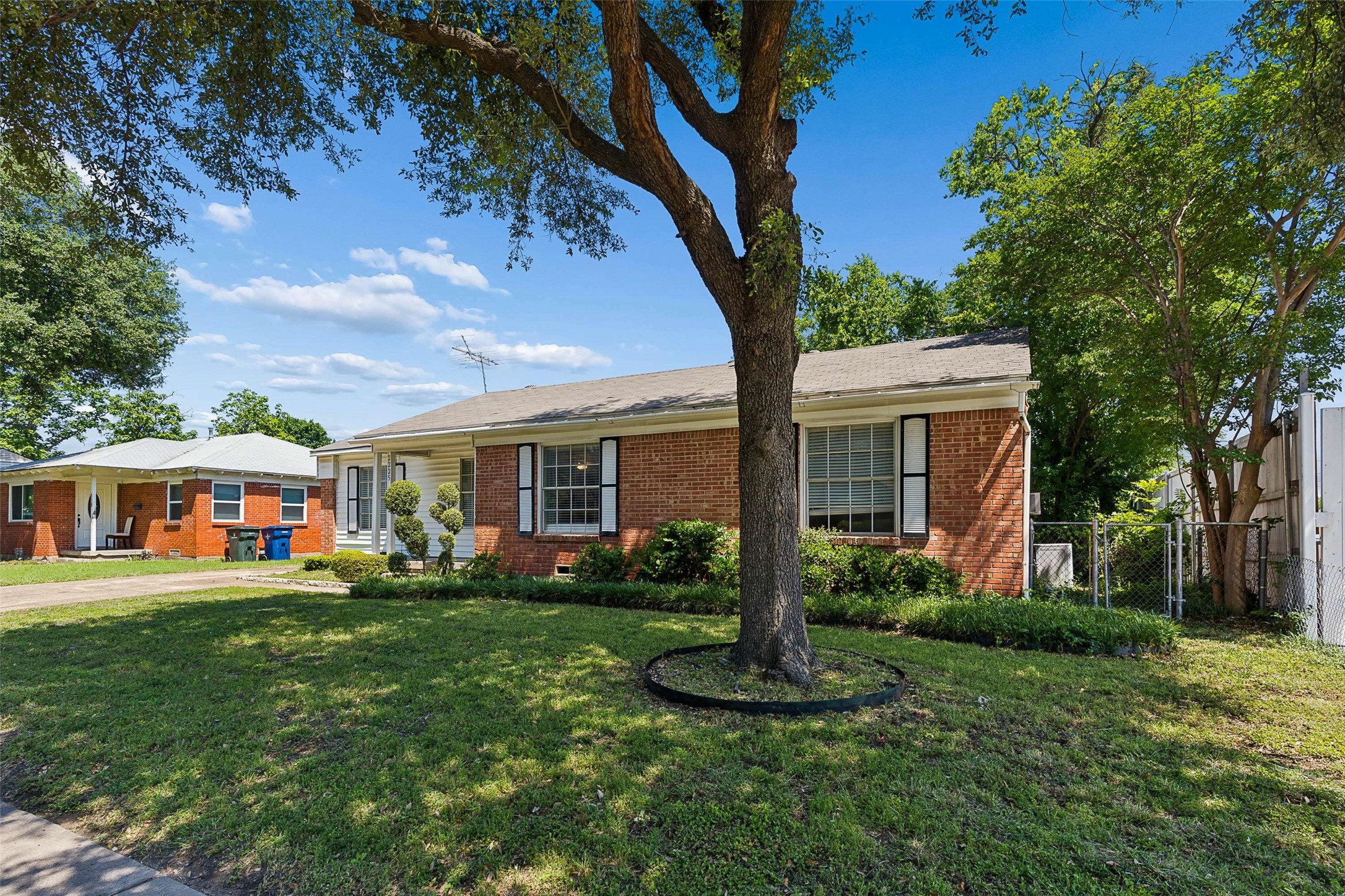 2225 Brooks Street Garland TX 75041
