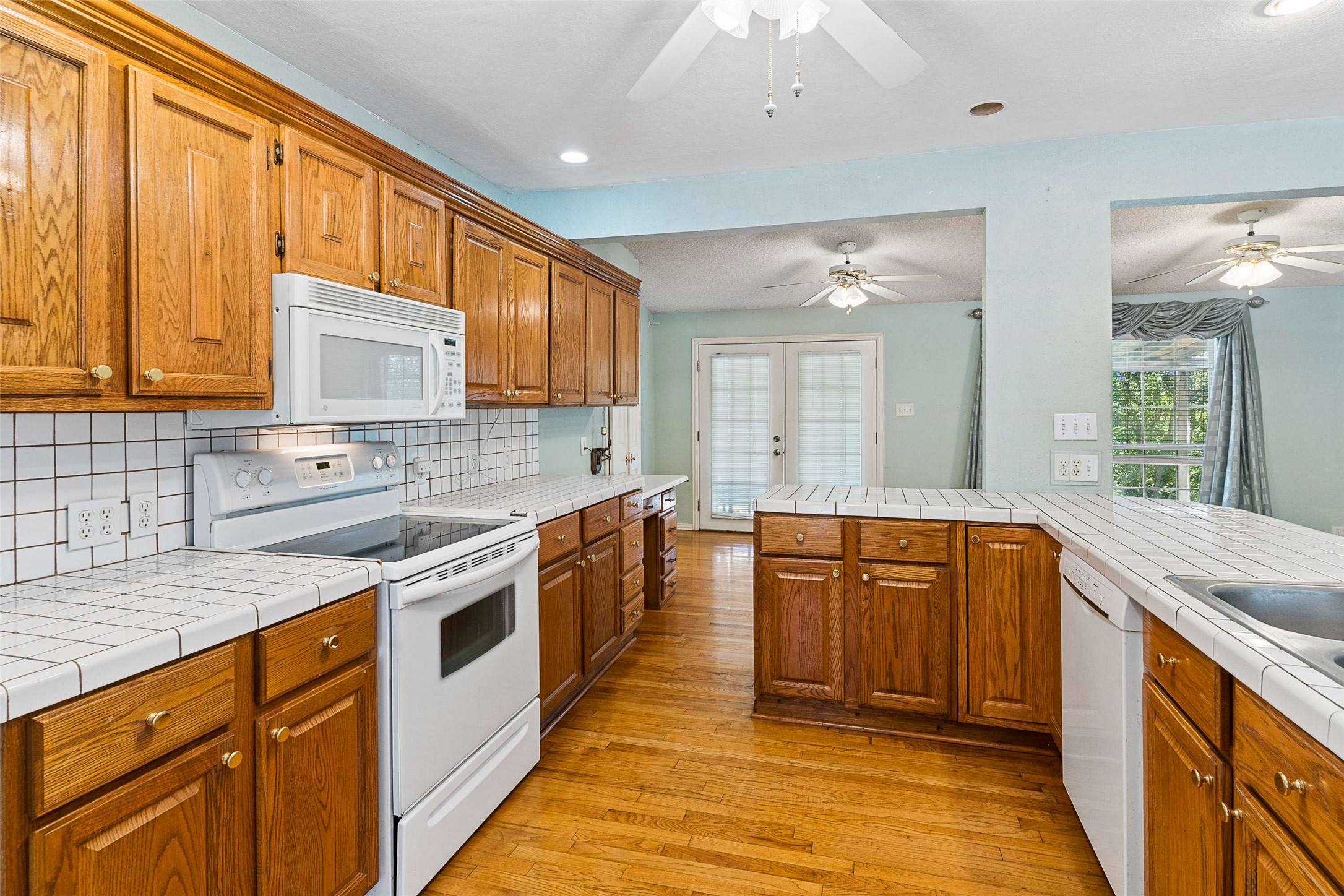 2225 Brooks Street Garland TX 75041