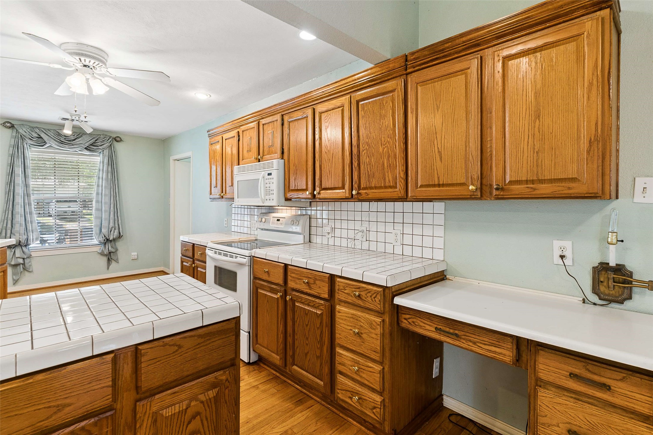 2225 Brooks Street Garland TX 75041