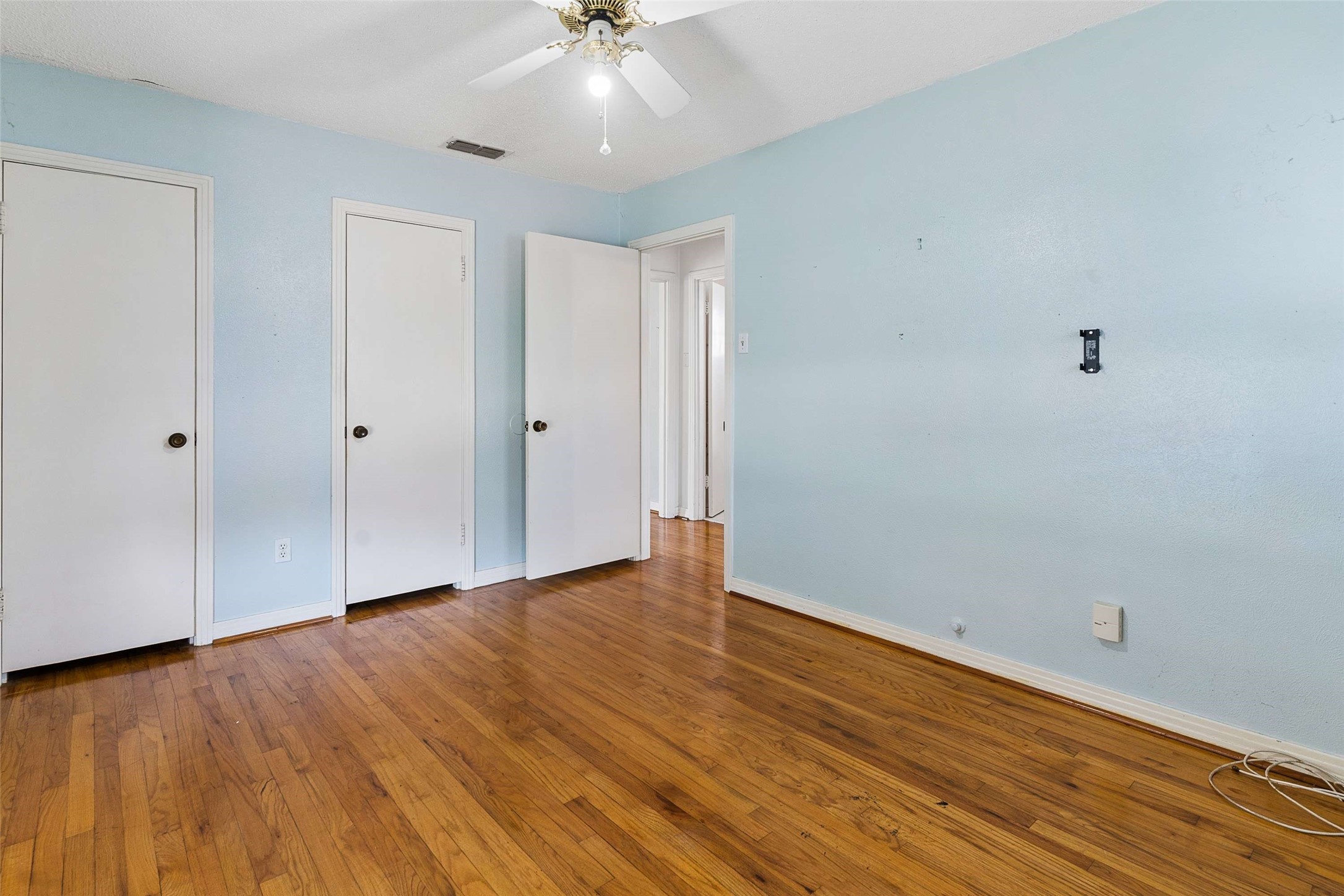 2225 Brooks Street Garland TX 75041