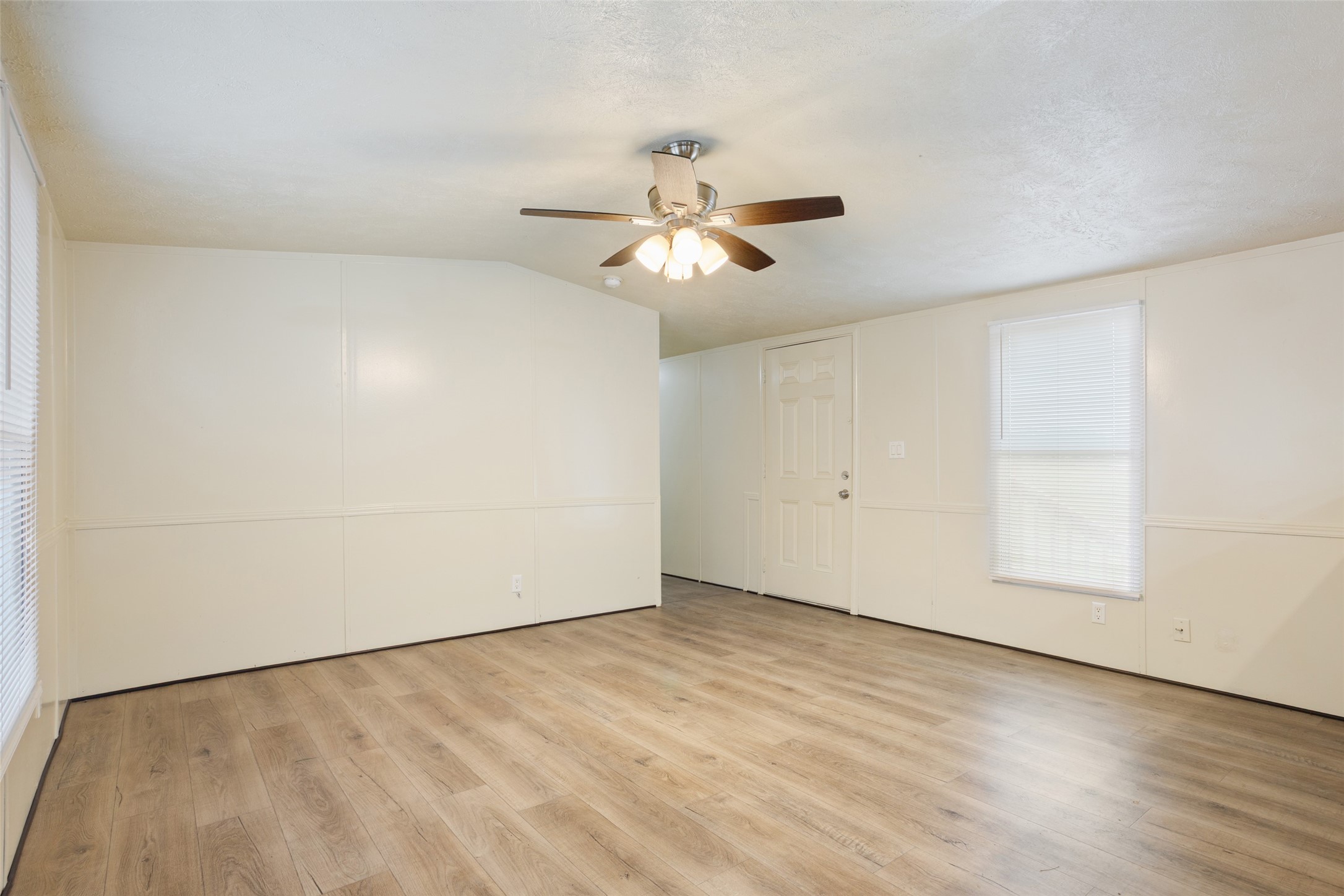 120 Lcr 632 Groesbeck TX 76642