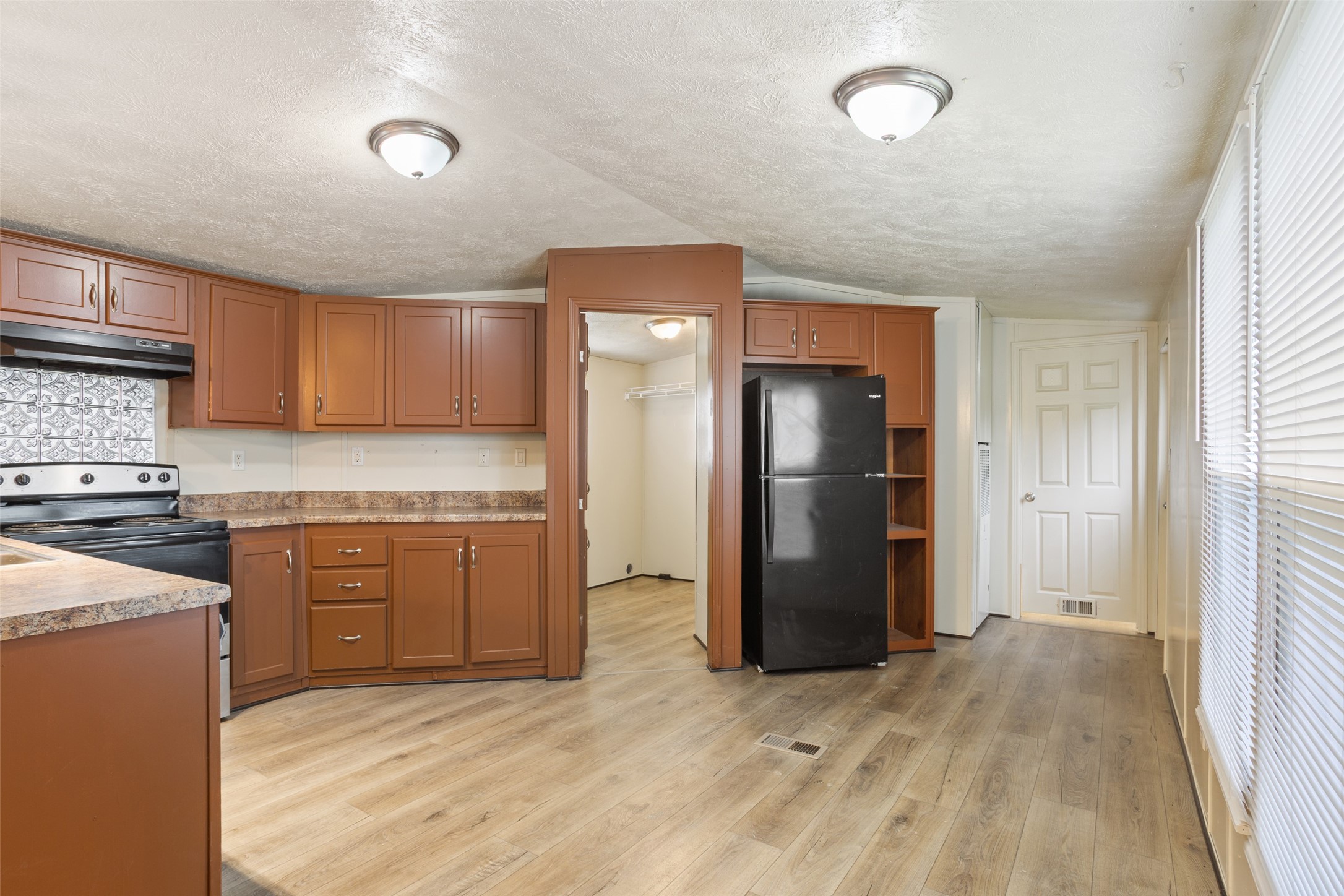 120 Lcr 632 Groesbeck TX 76642