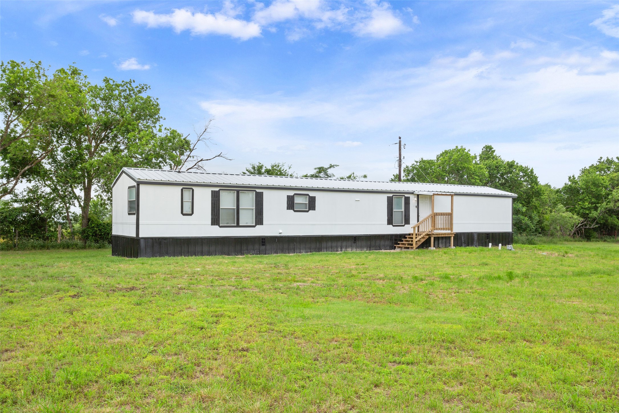 120 Lcr 632 Groesbeck TX 76642