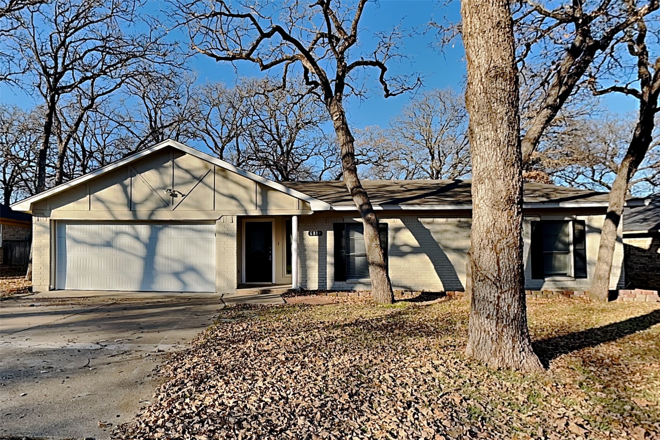 6813 Shadydale Drive North Richland Hills TX 76182