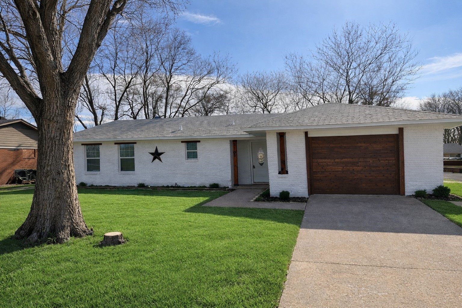 2105 Proctor Drive Grand Prairie TX 75051