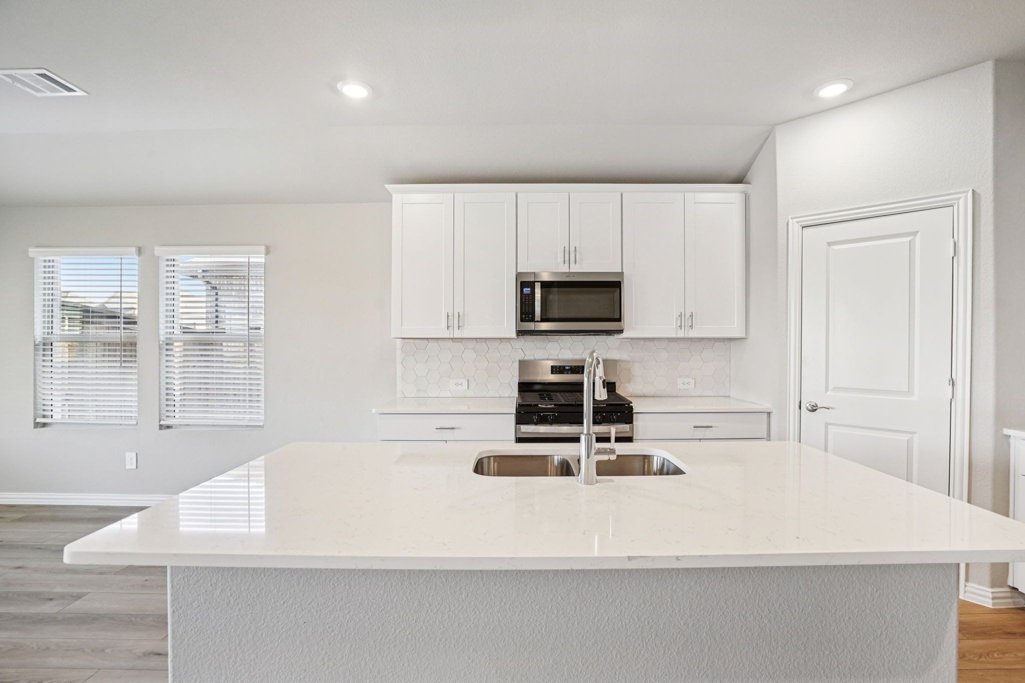 2009 Homestretch Drive Seagoville TX 75159