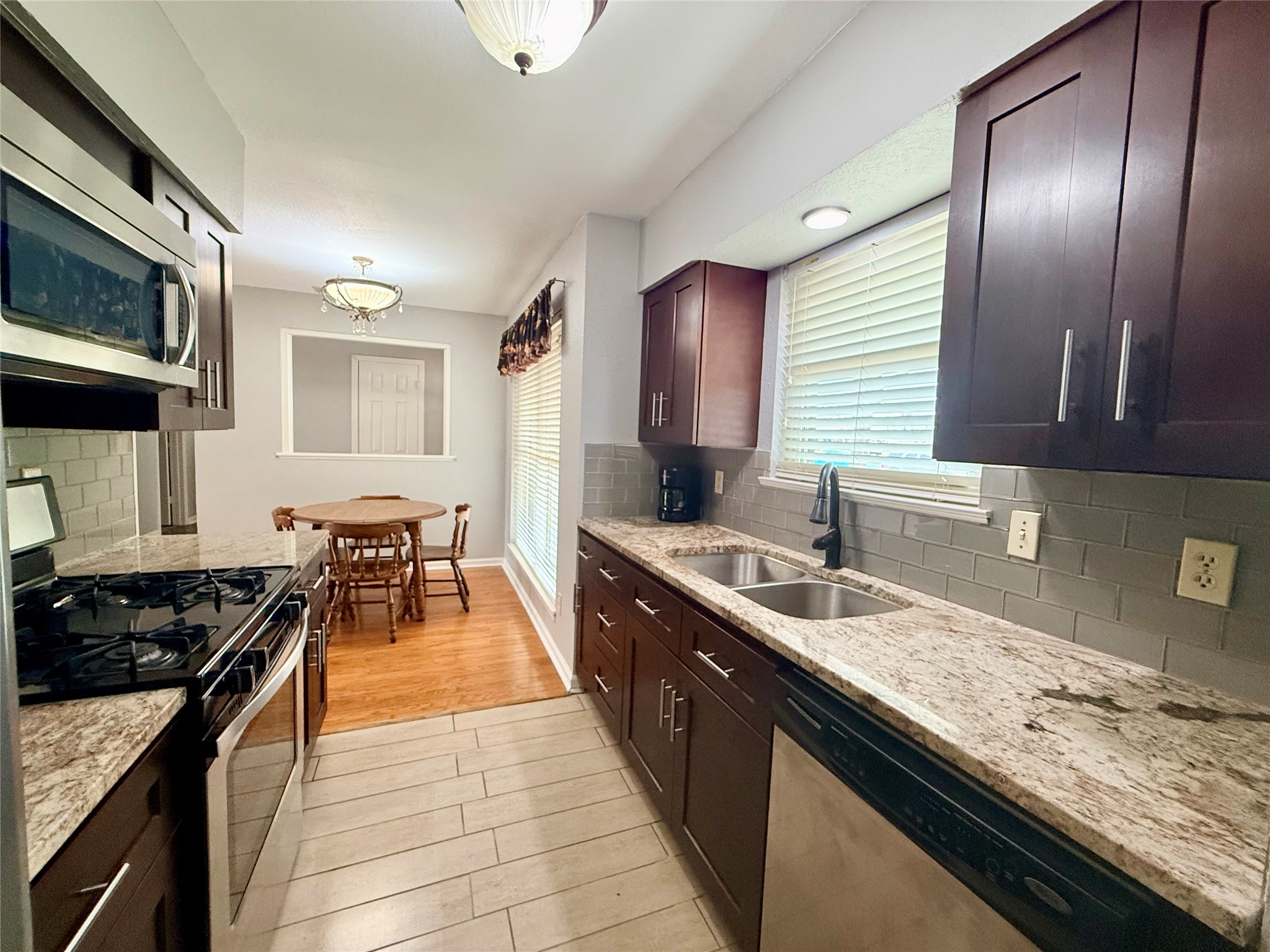2004 Eastbrook Circle Mesquite TX 75150