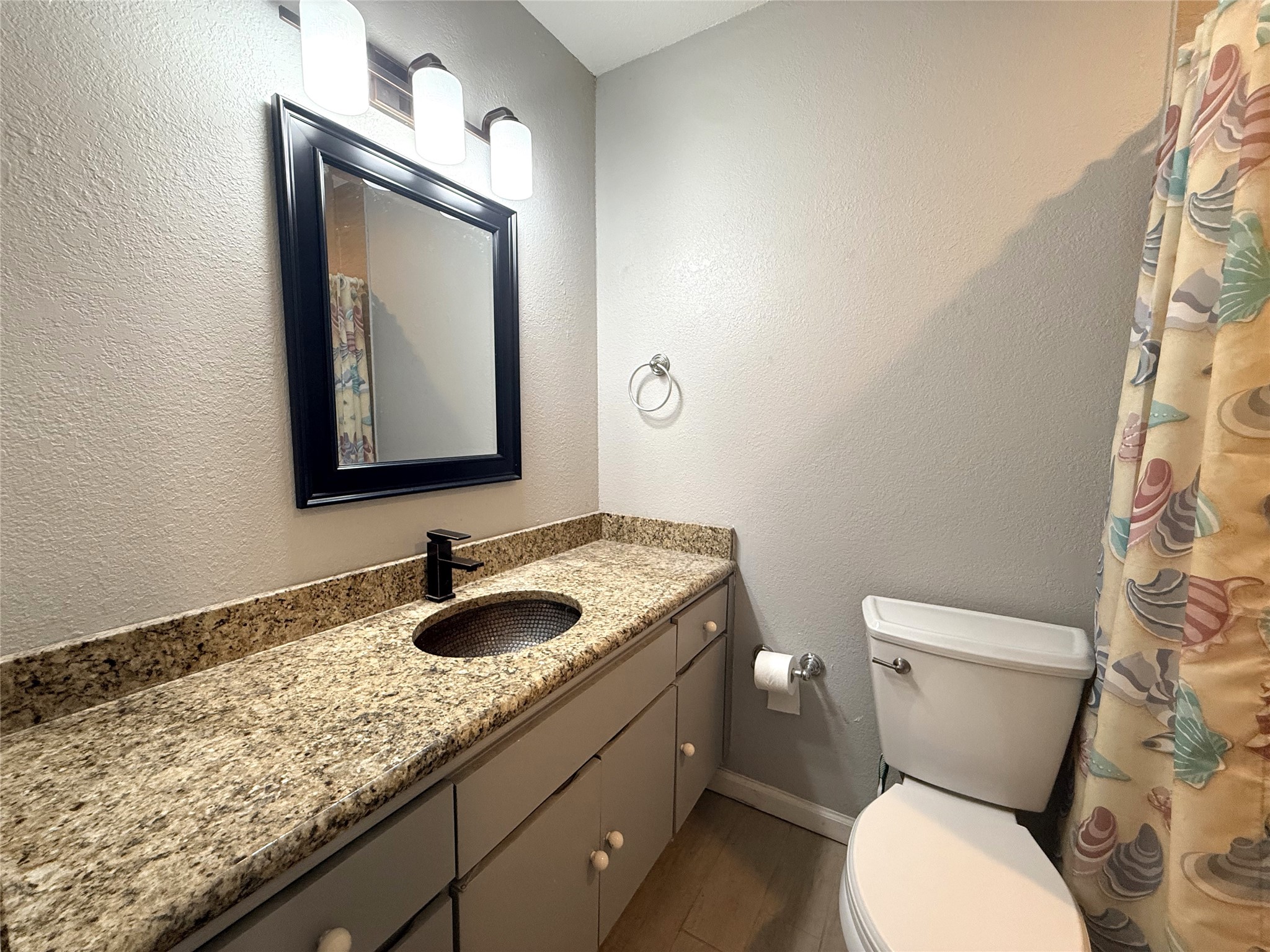 2004 Eastbrook Circle Mesquite TX 75150