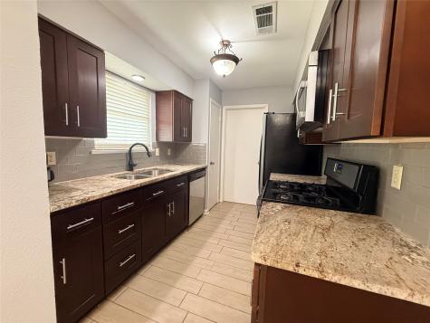 2004 Eastbrook Circle Mesquite TX 75150