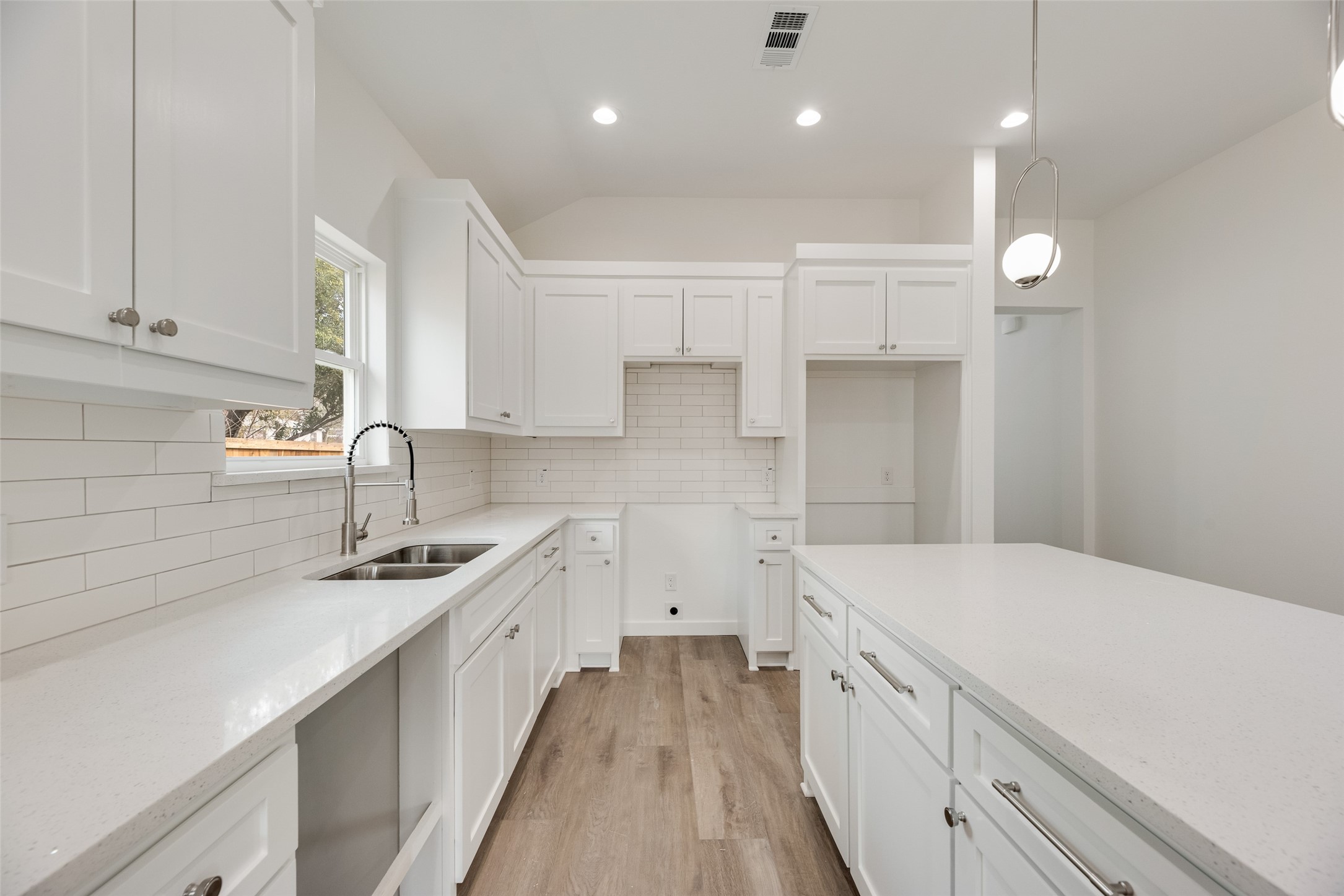 2511 Lea Crest Drive Dallas TX 75216