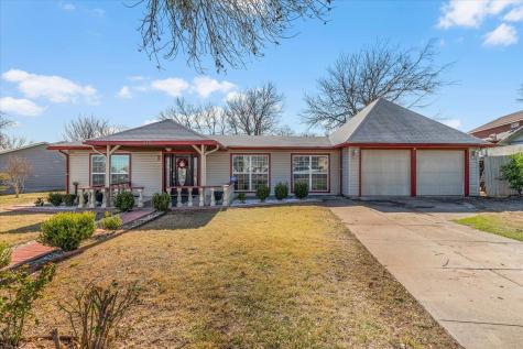 2201 Roberts Cut Off Road River Oaks TX 76114
